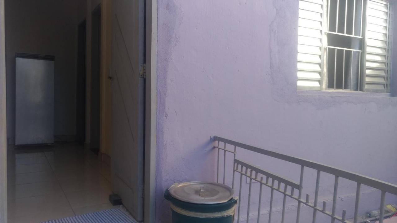 Hostel Familia Quartos Privado Proximo Aeroporto Int Guarulhos Sp Taxi 24 Hrs Buitenkant foto